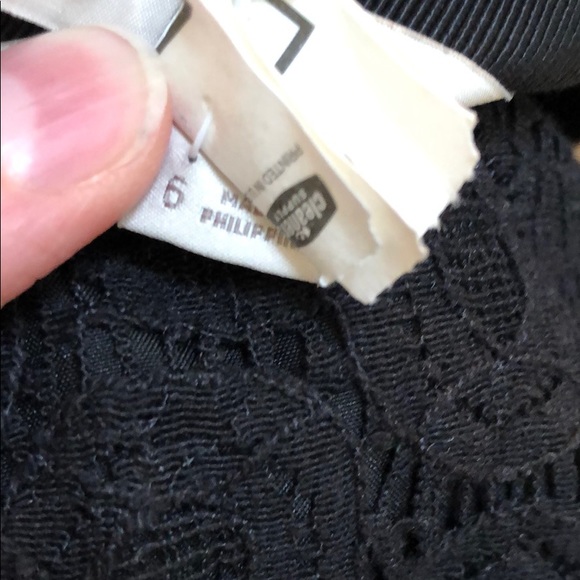 LOFT black lace skirt. Size 6. Like new. - Picture 4 of 9